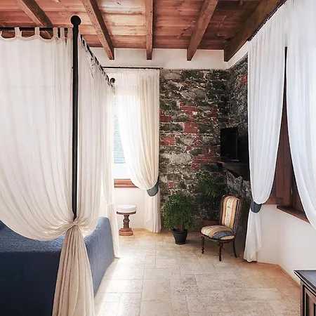 Marina - Bed & Breakfast 4*