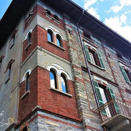 Marina - Oda ve Kahvaltı